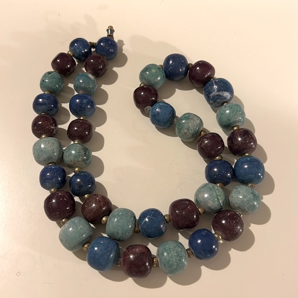 STONE NECKLACE BLUE, PURPLE, TURQUOISE